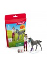 schleich HORSE CLUB Mevrouw Kramer met Veulen 42752